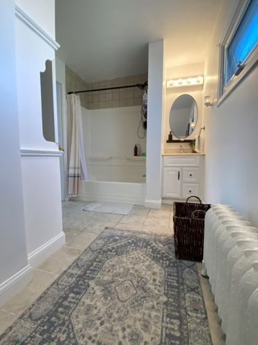 16 Dyer Ave, Whitman MA 02382-2408 exterior