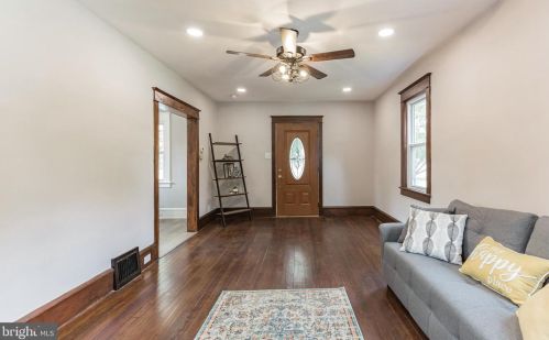 602 Salem Ave, West Deptford NJ  08096-3118 exterior