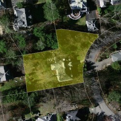 10 Gray Cliff Rd, Newton MA  02459-2017 aerial view