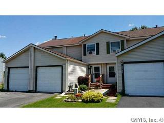 8244 Trevi Ln, Clay, NY 13041-8936