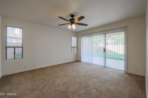 18841 43 Pl, Phoenix AZ 85050-3736 exterior