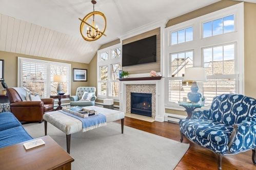 17 Bel Air Rd, Hingham MA 02043-1210 exterior