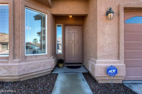 16837 22nd St, Phoenix, AZ 85048-8157