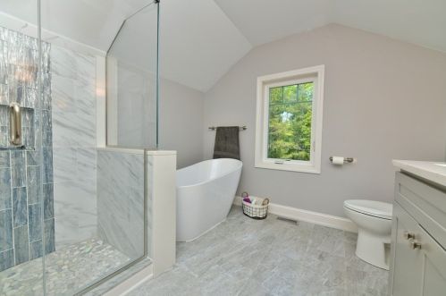 22 Eagle Hill Dr, Plymouth MA  02360-1908 exterior