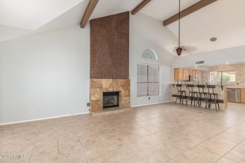 14606 34th Way, Phoenix, AZ 85044-7047