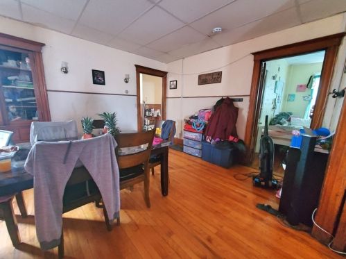 141 Vernon St, Worcester MA 01610-2156 exterior