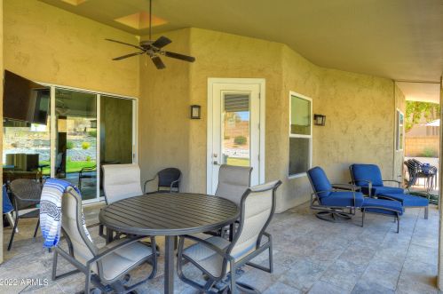 12618 38 St, Phoenix AZ 85040-1613 exterior