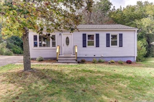 42 Highland Ave, Ansonia, CT 06401-2518