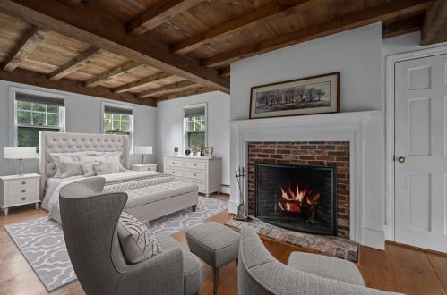 8 Seaview Ln, Newbury MA  01951-2312 exterior