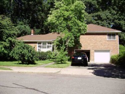 53 Dorothy Rd, Newton, MA 02459-3308