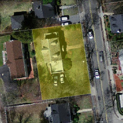 897 Chestnut St, Newton MA 02468-2334 aerial view