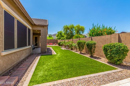 7814 29th Pl, Phoenix AZ  85042-7139 exterior