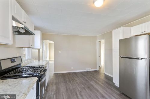 1776 Delsea Dr, West Deptford NJ 08093-1222 exterior