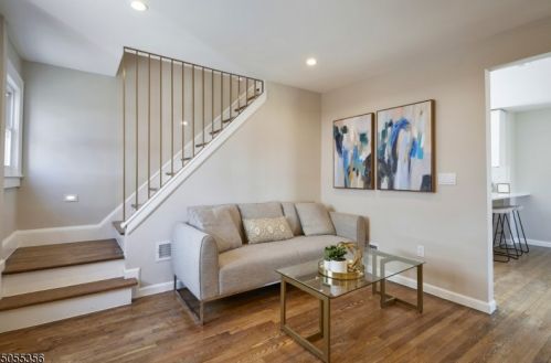 19 Elmwood Ave, Belleville NJ  07109-2306 exterior