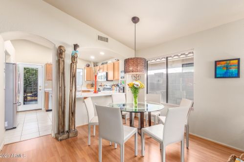 20250 32 Pl, Phoenix AZ 85008-6209 exterior