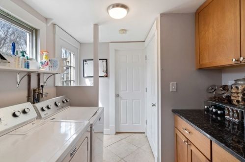 79 Border St, Dedham MA 02026-3601 exterior