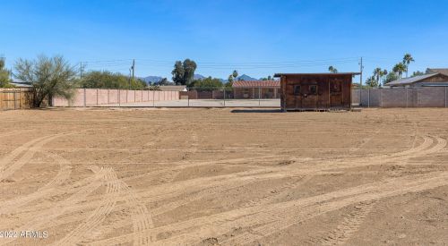 16801 43rd St, Phoenix AZ 85032-3319 exterior