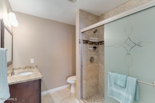 3825 Elm St, Phoenix AZ 85033-2112 exterior