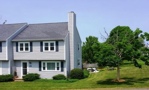 57 Stafford St, Plymouth MA  02360-2911 exterior