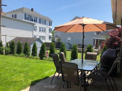 67 Barnes St, Fall River MA 02723-3205 exterior