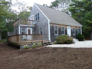 40 Turtle Pond Rd, Eastham MA  02642-2280 exterior