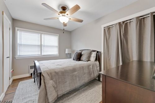 13 Fairview Dr, East Hanover NJ  07936-3506 exterior