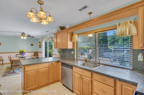 2 Neal St, Jackson Twp NJ exterior