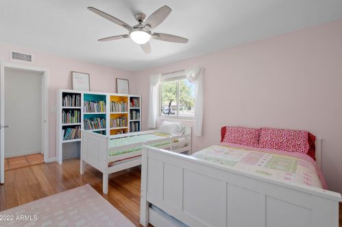 4637 Cholla St, Phoenix AZ 85029-3800 exterior