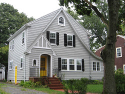 118 Adena Rd, Newton, MA 02465-1620