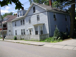 137 Charlesbank Rd, Newton, MA 02458-1738