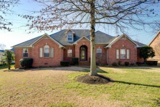 524 Redstone Dr, Gallatin, TN 37066-4627