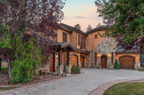 2702 Est Dr, Park City UT 84060-6878 exterior