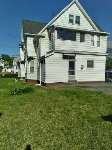 5 Alvarado Ave, Worcester, MA 01604-6017