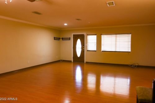 6841 11th St, Phoenix AZ  85014-1030 exterior