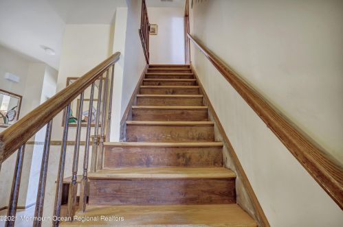 11 Red Cedar Ct, Jackson Twp NJ 08527-1351 exterior