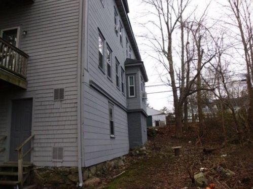 459 Main St, Wareham MA 02571-2126 exterior