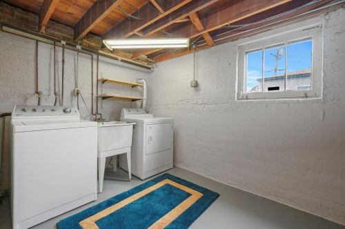 3709 Oak Park Ave, Forest View IL 60402-3902 exterior