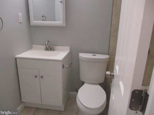 6 Lawrence Ct, Erial NJ  08081-1931 exterior