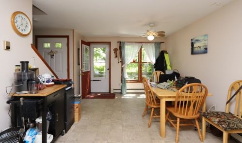 298 St, East Bridgewater MA 02333-1810 exterior