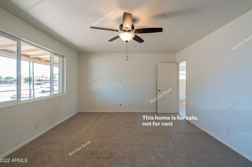 3030 Cactus Rd, Phoenix AZ 85029-2220 exterior