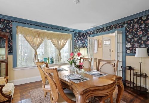 29 Furber Ln, Newton MA 02459-1503 exterior