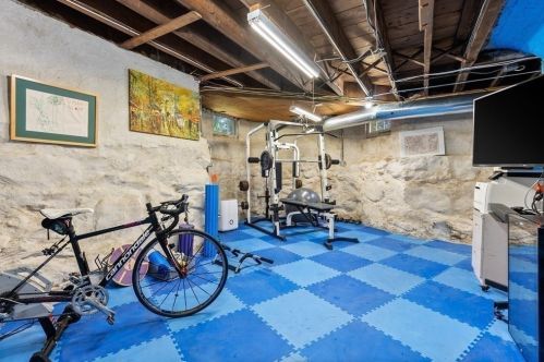 57 Grove Hill Ave, Newton MA 02460-2335 exterior