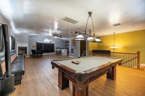 71 Paul Revere Ter, Taunton MA  02780-3813 exterior