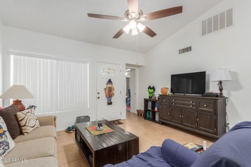 7002 42nd St, Phoenix AZ 85032-2205 exterior