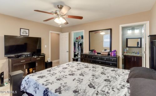 3825 Elm St, Phoenix AZ 85033-2112 exterior