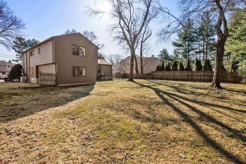 60 Gary Rd, Needham MA 02494-2417 exterior