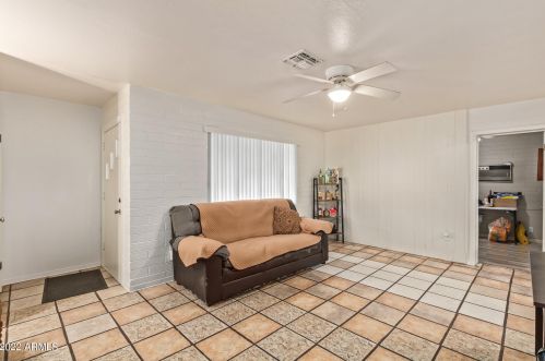 9808 17th Dr, Phoenix, AZ 85021-2004