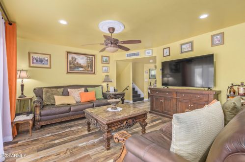 4210 Country Gables Dr, Phoenix AZ 85053-4528 exterior