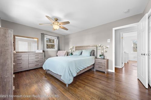 450 Branch Ave, Little Silver NJ  07739-1111 exterior