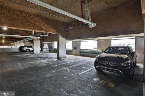 717 Columbus Blvd, Philadelphia PA  19147-3521 exterior